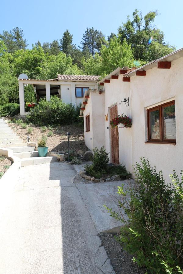 Maison Castellane Chambre D'Hotes B&B Exterior photo